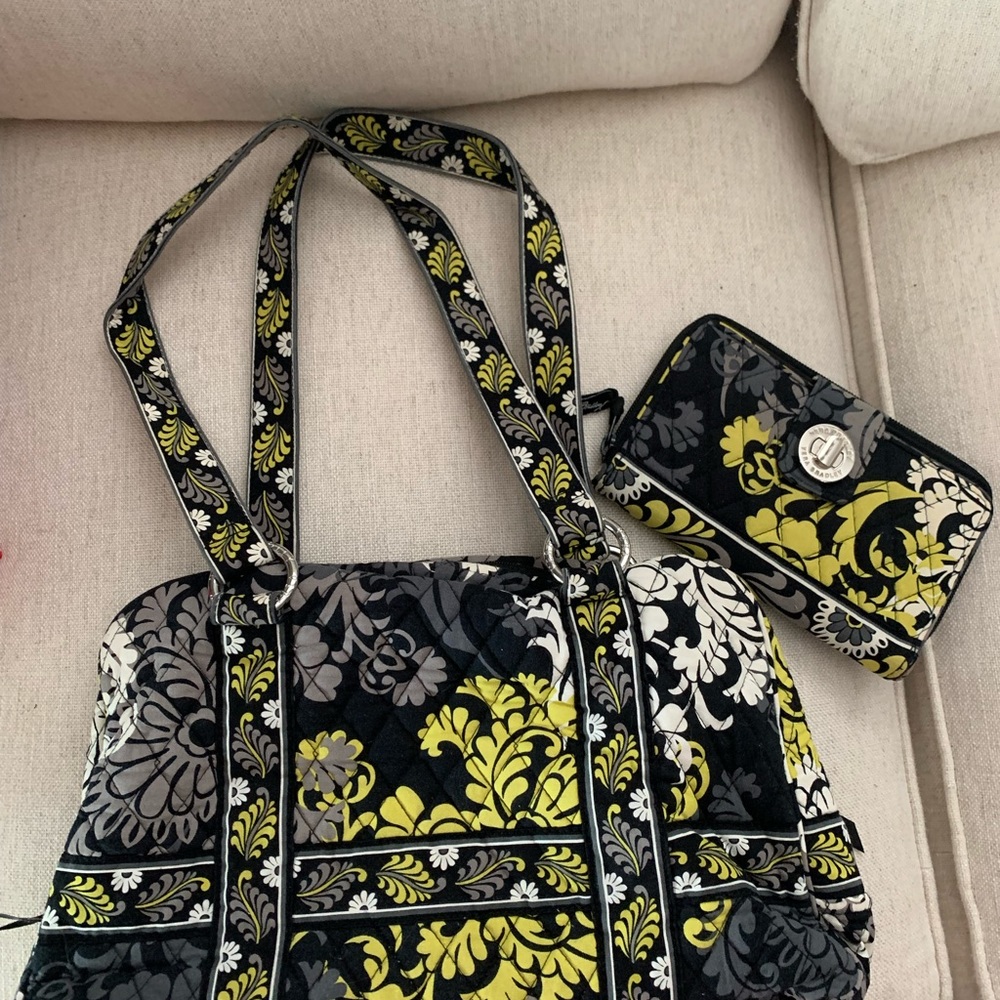 Vera Bradley shoulder bag and wallet combo in good condition